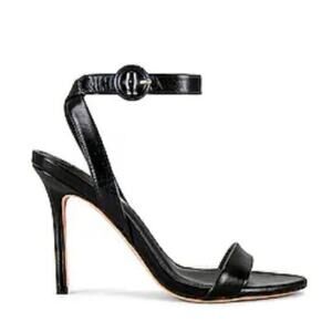 ▶️ Veronica Beard ◀️ Darcelle Single Sole Sandal in Black. Revolve. 6.5